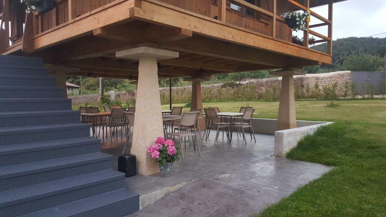 Apartamentos Valle De Irola Luanco Bagian luar foto